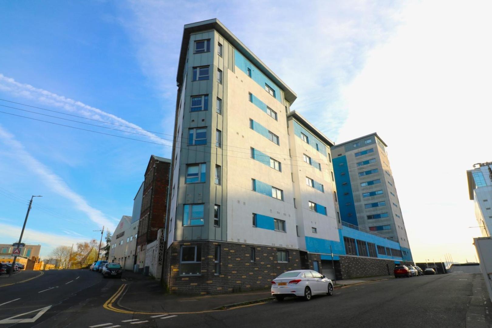 Glas Go Executive 2-Bedroom Apartment Near Ovo Hydro Free Parking — Photos 1